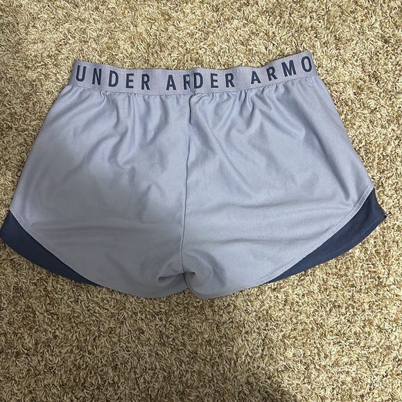 women’s under armor shorts - Picture 2 of 3